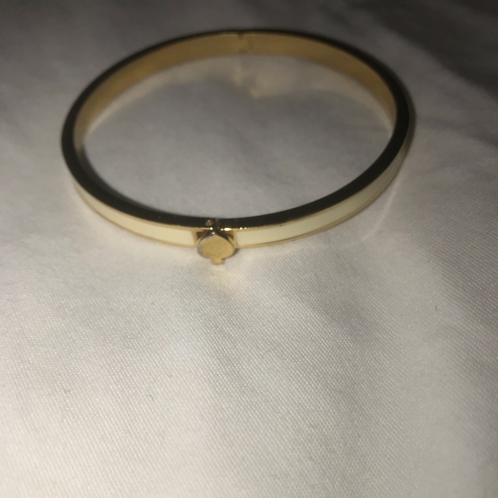 White and Gold necklace